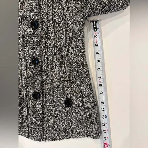 Ann Taylor Chunky Bell Sleeve Knit 98% Cotton Cardigan Black Gray White Stretchy - Picture 5 of 13